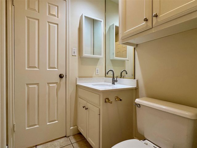 2100 San Gabriel ST 104, Austin, TX 78705