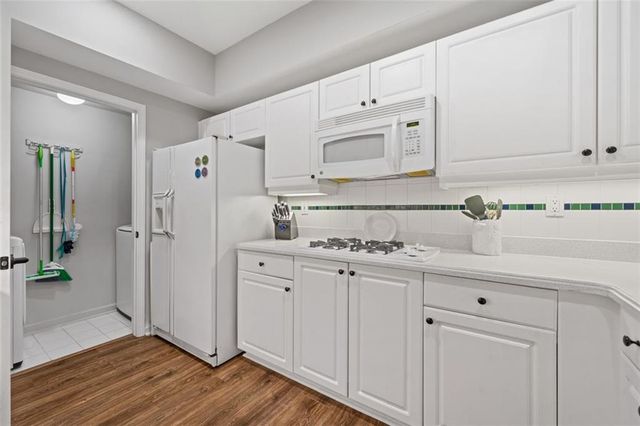 3636 Habersham Rd 2207, Atlanta, GA 30305