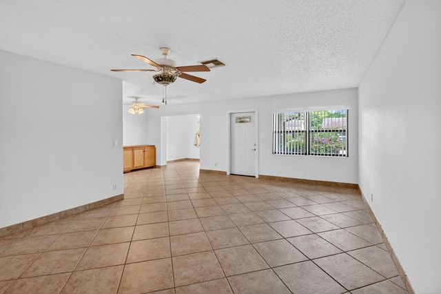 5775 Wanda Lane, Delray Beach, FL 33484