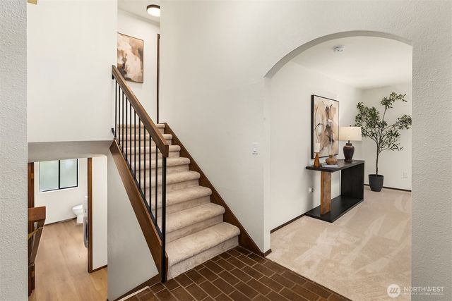 15053 253rd Avenue SE, Issaquah, WA 98027