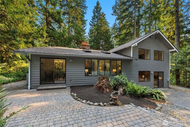 15053 253rd Avenue SE, Issaquah, WA 98027