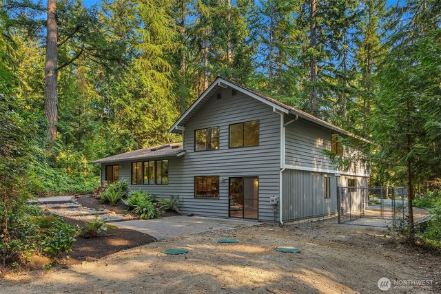 15053 253rd Avenue SE, Issaquah, WA 98027
