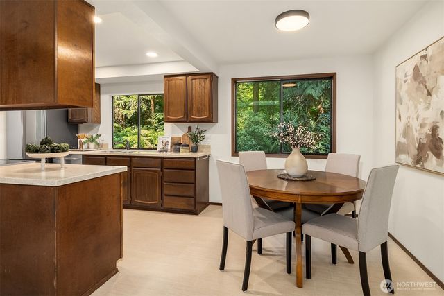 15053 253rd Avenue SE, Issaquah, WA 98027