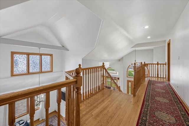 8317 W Ballard Road, Niles, IL 60714