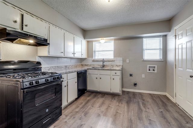 739 Royal Crest Drive, Mesquite, TX 75149