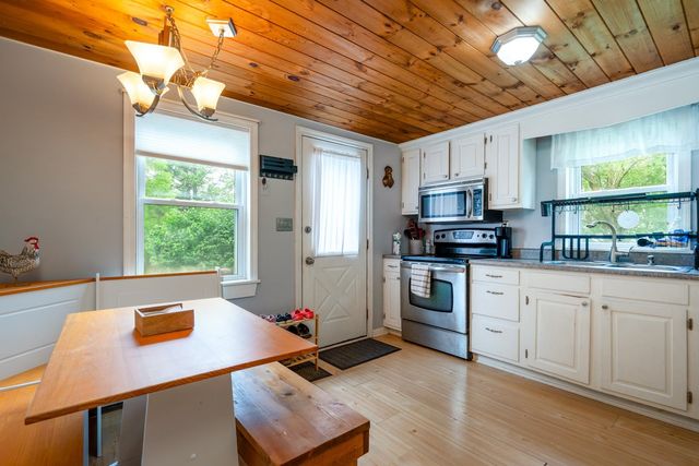 18 Bourque Street, Somersworth, NH 03878