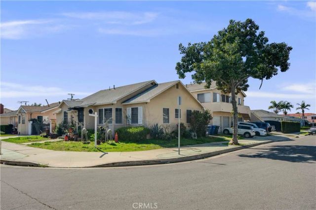 231 Blackshear Avenue, Los Angeles, CA 90022