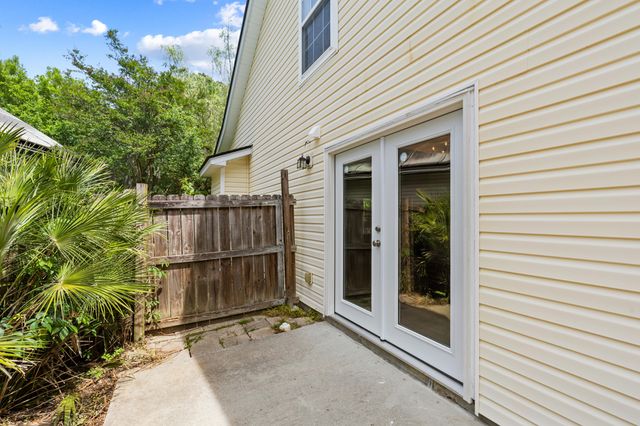 5304 Deep Blue Lane, North Charleston, SC 29418