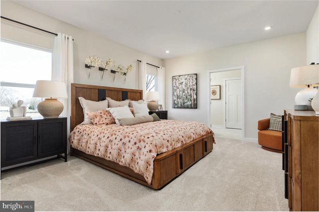 4 BOWENS RUN RD, Bealeton, VA 22712