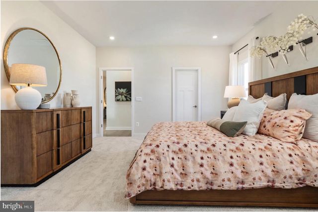 4 BOWENS RUN RD, Bealeton, VA 22712