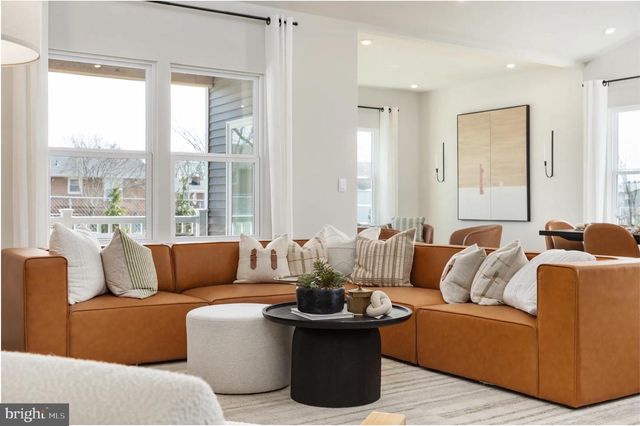 4 BOWENS RUN RD, Bealeton, VA 22712