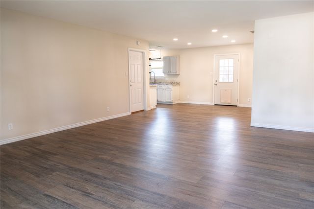 713 Oak Grove Lane, Royse City, TX 75189
