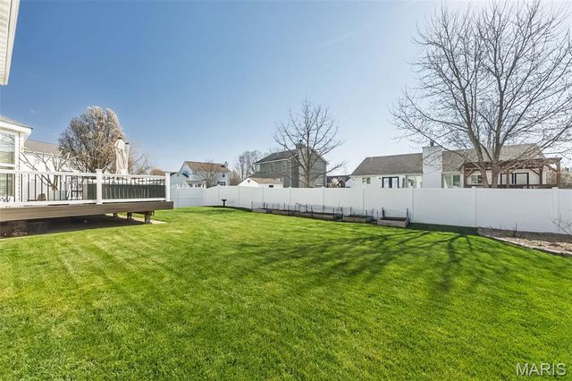 1961 Hedge Drive, O'fallon, MO 63366