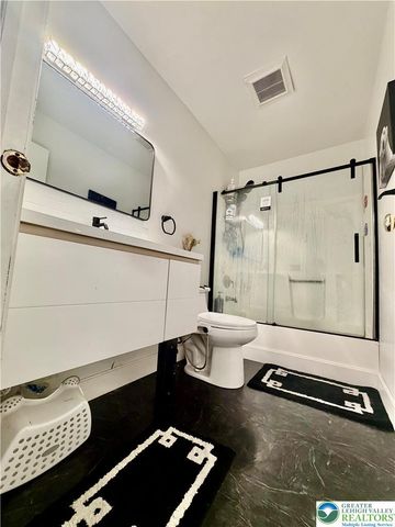 4034 Nicole Place, Palmer Twp, PA 18045