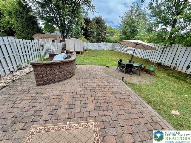 4034 Nicole Place, Palmer Twp, PA 18045