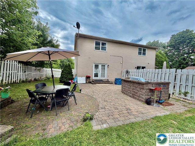 4034 Nicole Place, Palmer Twp, PA 18045