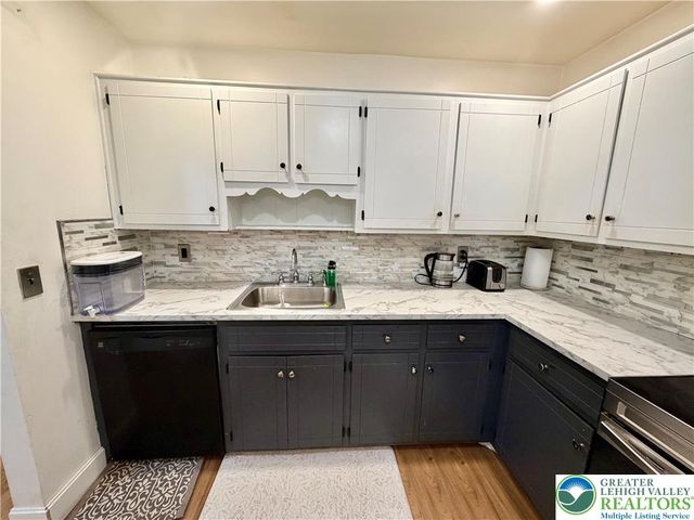 4034 Nicole Place, Palmer Twp, PA 18045