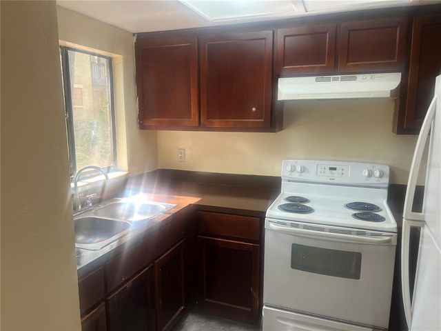 513 SW 68TH TERRACE A, Gainesville, FL 32607