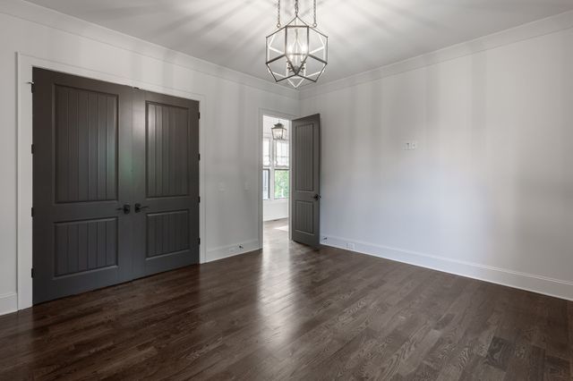 3444 Woodmont Blvd, Nashville, TN 37215