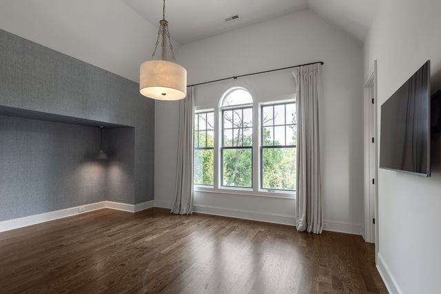 3444 Woodmont Blvd, Nashville, TN 37215