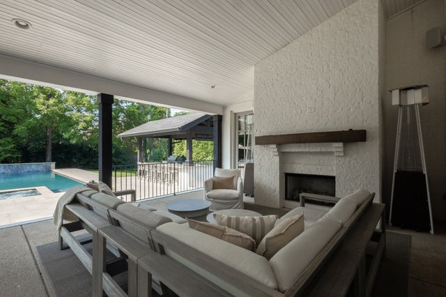 3444 Woodmont Blvd, Nashville, TN 37215