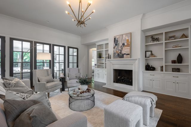 3444 Woodmont Blvd, Nashville, TN 37215