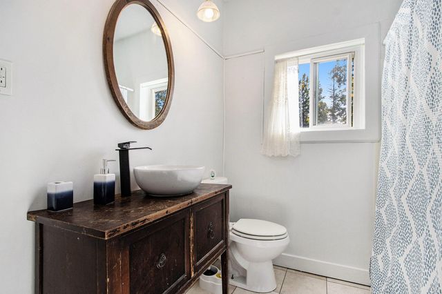 117 S Adams Street, Lawton Vllg, MI 49065