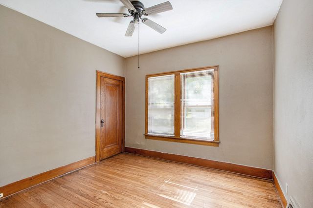 117 S Adams Street, Lawton Vllg, MI 49065