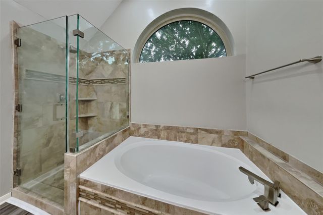 719 Fernglade Drive, Richmond, TX 77406