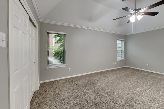 719 Fernglade Drive, Richmond, TX 77406