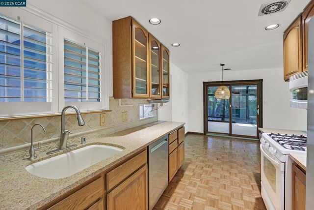 5230 Concord Blvd, Concord, CA 94521