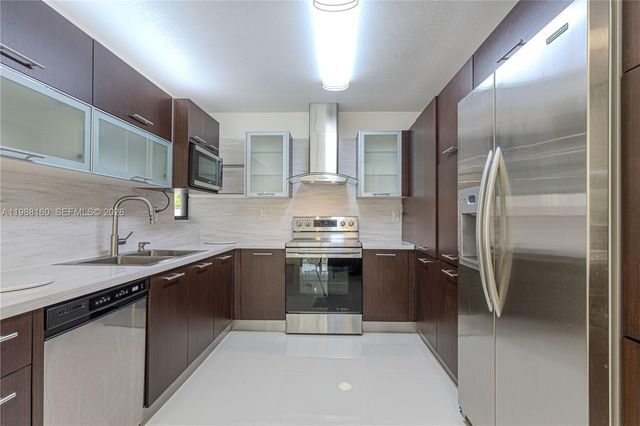 231 Poinciana Dr 401, Sunny Isles Beach, FL 33160