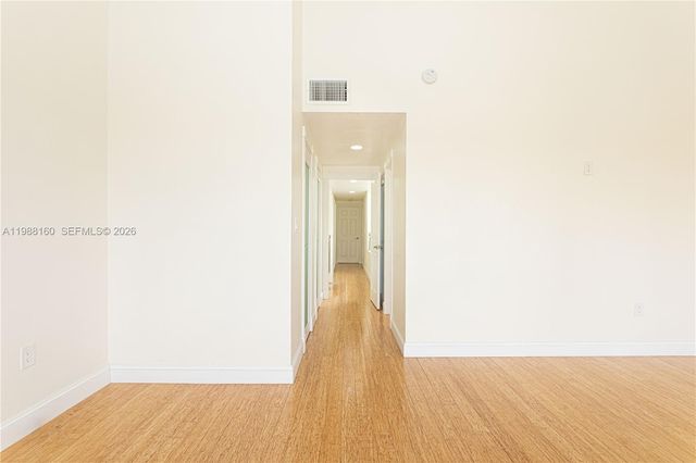 231 Poinciana Dr 401, Sunny Isles Beach, FL 33160