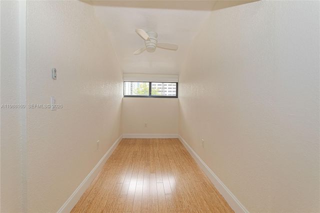 231 Poinciana Dr 401, Sunny Isles Beach, FL 33160