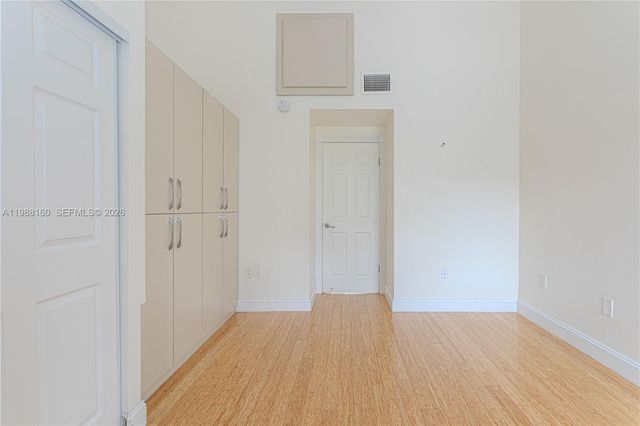 231 Poinciana Dr 401, Sunny Isles Beach, FL 33160