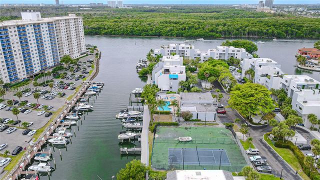 231 Poinciana Dr 401, Sunny Isles Beach, FL 33160