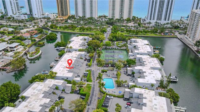 231 Poinciana Dr 401, Sunny Isles Beach, FL 33160