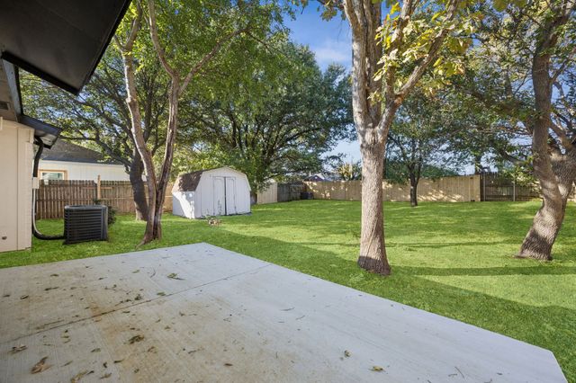 3404 Green Hill Drive, Arlington, TX 76014