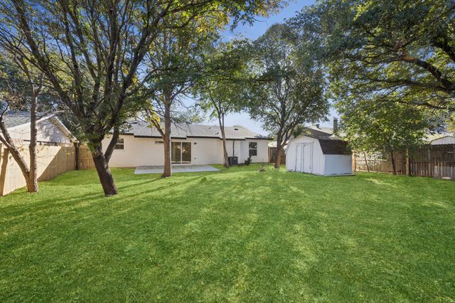 3404 Green Hill Drive, Arlington, TX 76014