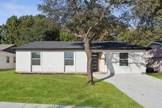 3404 Green Hill Drive, Arlington, TX 76014
