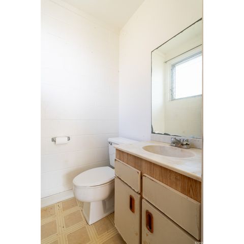 1570 Ala Lani Street, Honolulu, HI 96819