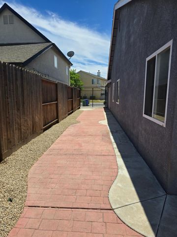 5509 Pountsmonth Dr, Salida, CA 95368