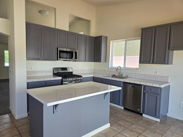 5509 Pountsmonth Dr, Salida, CA 95368