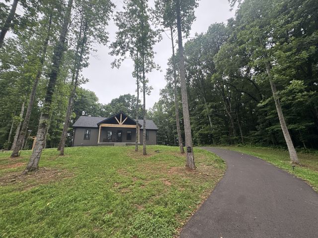 144 Hasty Dr, Lynchburg, TN 37352