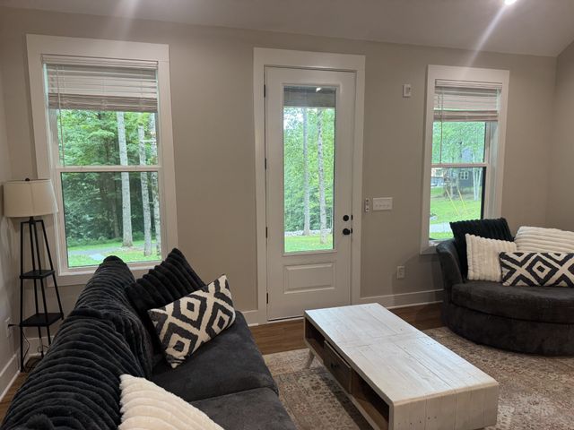 144 Hasty Dr, Lynchburg, TN 37352