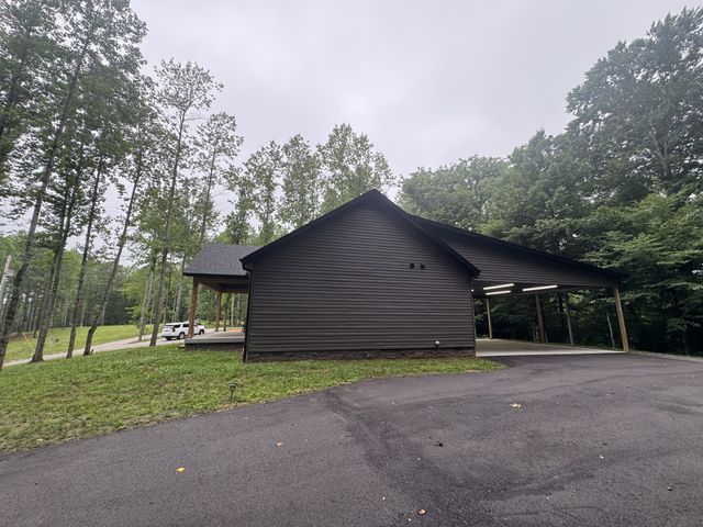 144 Hasty Dr, Lynchburg, TN 37352