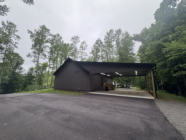144 Hasty Dr, Lynchburg, TN 37352
