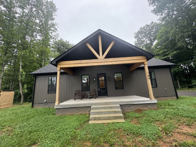 144 Hasty Dr, Lynchburg, TN 37352