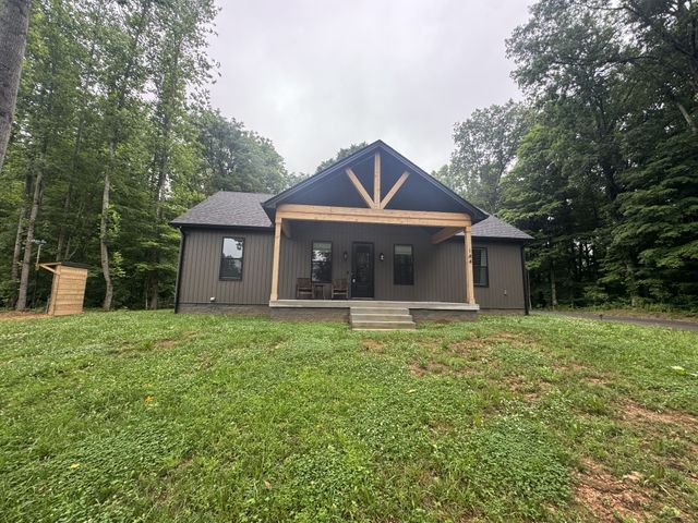 144 Hasty Dr, Lynchburg, TN 37352