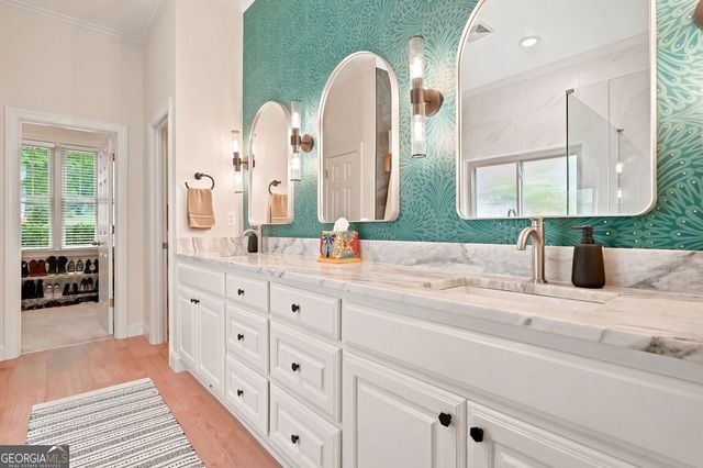 1445 Hedgewood Lane NW, Kennesaw, GA 30152